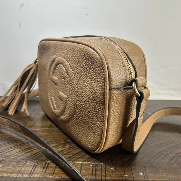 Gucci Beige Leather Crossbody Bag with Tassel - Picture 4 of 10